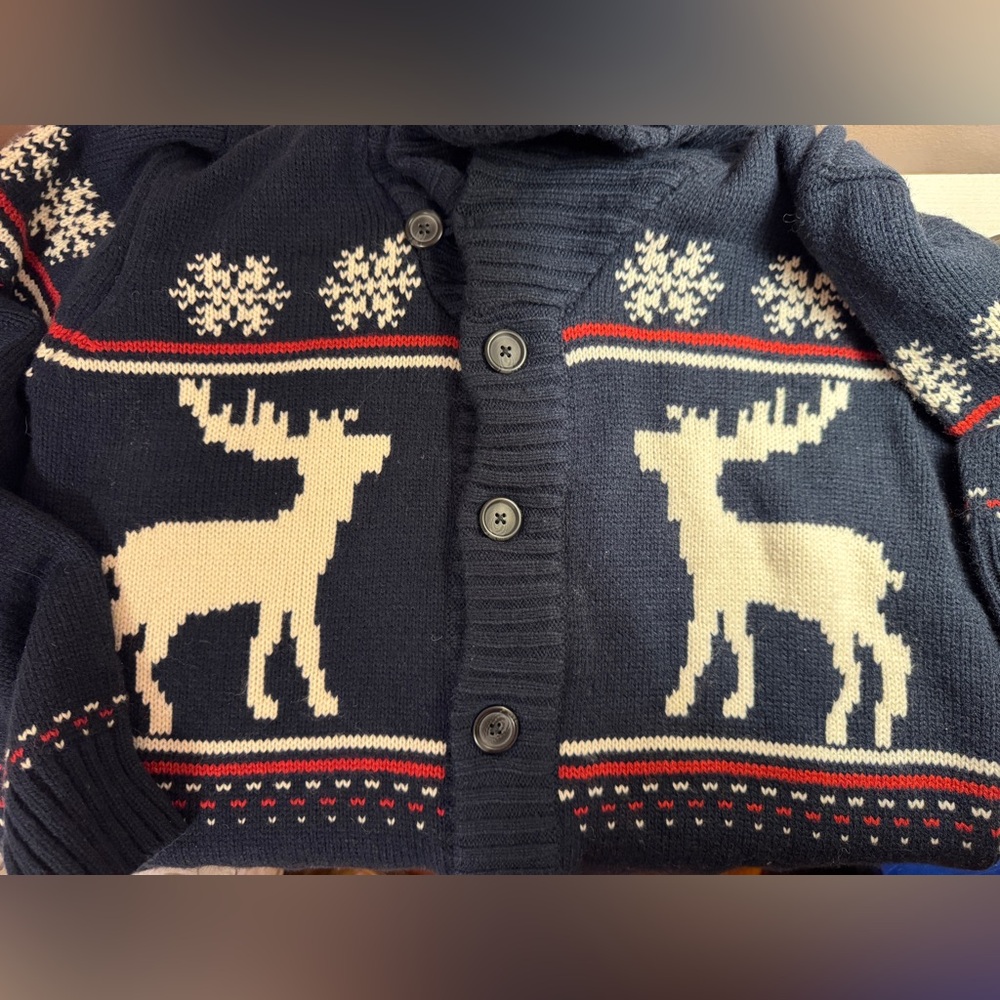 Ugly Christmas Reindeer Sweater - Picture 4 of 6